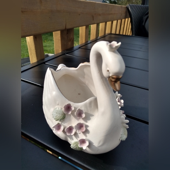 Vintage Other - Vintage Kitschy Kritter, Swan Planter or Dresser Dish, Hand Painted, 24/45